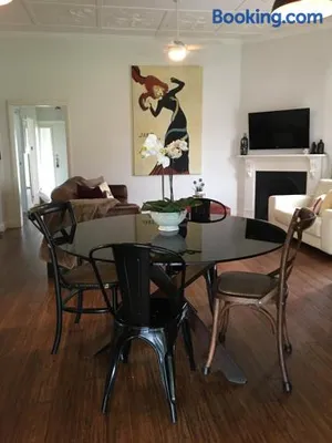Image of Linda's Cottage @ the Hunter