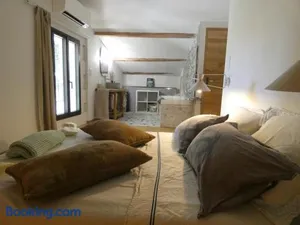 Image of Chambre d'hôtes dans une ancienne bergerie - La Bergerie du Monde