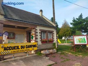 Image of Camping Le Val Aux Fées - Brocéliande