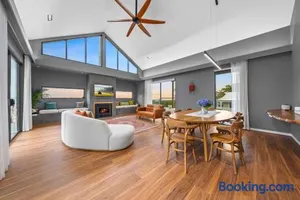 Image of Magnolia House