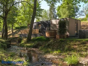 Image of Sauwer Lodge with Hot Tub – 6 Guests