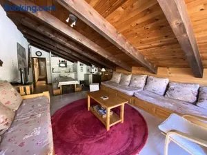 Image of Résidence Diamant 1 - Appartement atypique PLEIN CENTRE avec garage privatif et internet MAE-5271