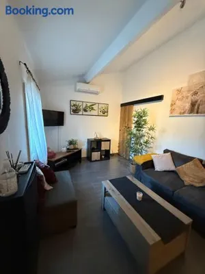 Image of Maison avec jardin à 8 min de l'aéroport