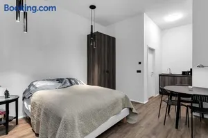 Image of Brand-New Modern Studio