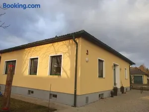 Image of Mareli Neusiedler Stadthaus