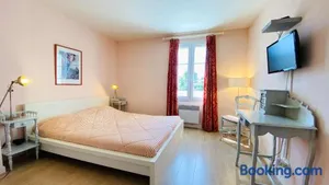 Image of Au calme, villa avec piscine