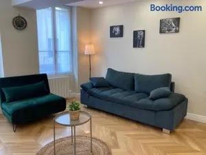 Image of Le Cottage Bellifontain proche Château - INSEAD - Grand Parquet