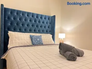 Image of Cosy 4BR Home 15 Minutes Away From Melbourne Airport