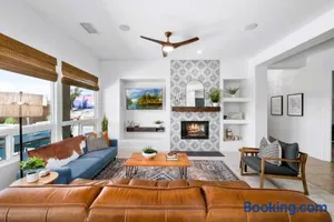 Image of Golden Sunset- Saltwater Pool & Spa, Putting Green, Firepit, Gameroom