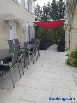Image of villa classée 4 étoiles avec piscine et boulodrome