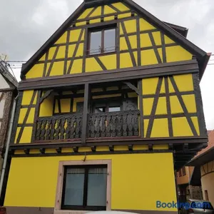 Image of Le Familial