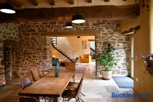 Image of LES CHAMBRES AUX LOUPS en Brocéliande