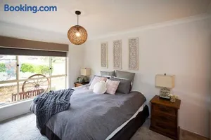 Image of Contractor's Heaven and Entertainer