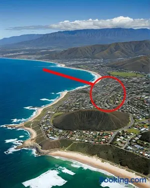 Image of Coastlight - Modern Beachside Studio in Woonona