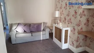 Image of Beverley East Townhouse Free Parking