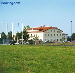 Image of Landzeit Motor-Hotel St. Valentin
