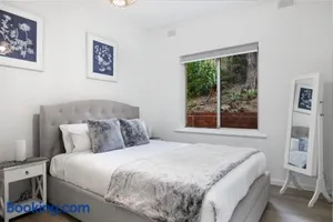 Image of Sammy's Seaside Hideaway in Henley Beach