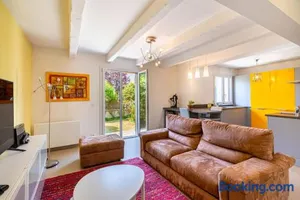 Image of GuestReady - Fabulous House in Clamart