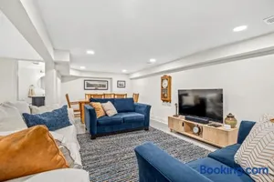 Image of New! All Star Annapolis Retreat - Walk To Stadium