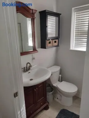 Image of Regal Suite on Conant