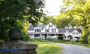 Image of Timbercliffe Cottage Inn