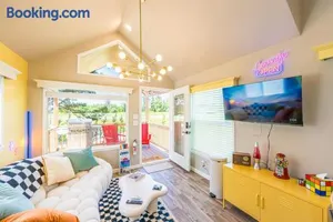 Image of Rainforest Tiny Home Retreat 28