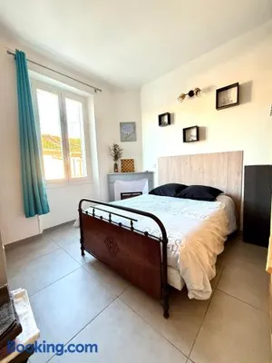 Image of APPARTEMENT WOOD DESING PROCHE CANNES