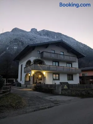Image of Privatzimmer und Küche mit Balkon und Ausblick