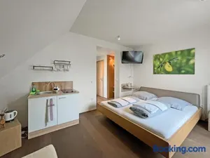 Image of Modernes & gepflegtes Hotelzimmer mit Küche!