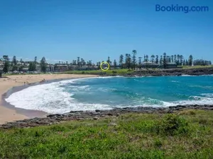 Image of Blue Waves Kiama