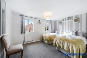 Image of Beautiful 2 Bedroom house, Wendover Free Parking