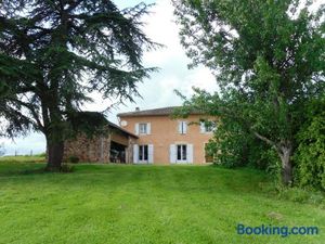 Image of Maison charmante à Puycelsi avec piscine privée et jardin
