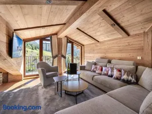 Image of Appartement skis aux pieds à Courchevel avec parking et WIFI - FR-1-563-41