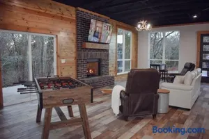 Image of Brand New Rustic Cabin with pool table and fireplace