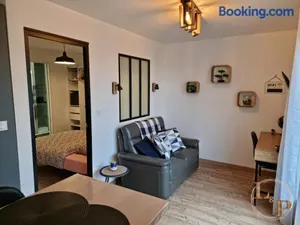 Image of La Comoé - 5 min centre Pau - 1 chambre - Parking