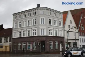 Image of Riverside Apartments