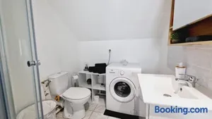 Image of J.Mo Home - Louvroil - Calme - Idéal couple - Déplacement PRO