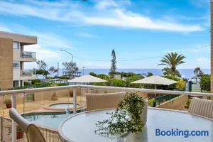 Image of Headlands 10 Two Bedroom Beachside Apartment with Magical Ocean Views Great Value for Money