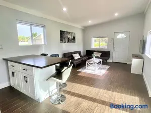 Image of Naples Charming Cottage