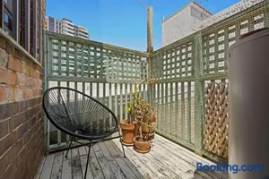 Image of Haven on Hunter 500m to Civic Theatre