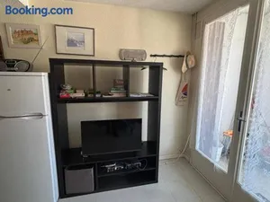 Image of Appartement T3, ski aux pieds, parking, Les Angles - FR-1-593-124