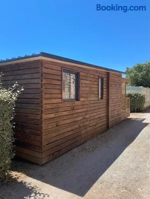 Image of Mobil home Chalet 35 m2 camping l ile d or Saint-raphael