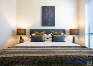 Image of Golden Retreat - Couples Getaway Business stay