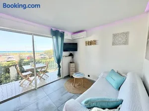 Image of Le Cocon Marin , vue mer , clim , parking , piscine