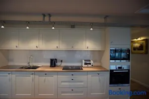 Image of Spacious Apartment with Roof Terrace, near The Waterfront, Ipswich