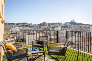 Image of Marseille: Superbe vue sur Notre-Dame de la Garde