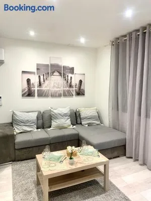 Image of Maylou07