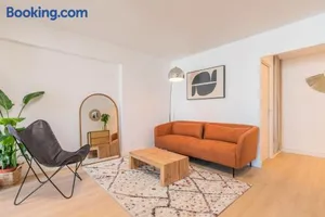 Image of Spacious apartment with balcony and parking