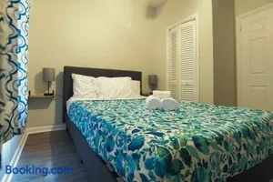 Image of Spacious Modern 5 Bedrooms JAX
