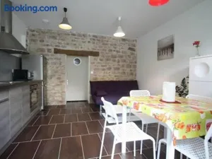 Image of Charmant Gîte avec Jardin aux Portes d'Épinal, Idéal Couples ou Séjours Pro, Proche Commerces et Nature - FR-1-589-278